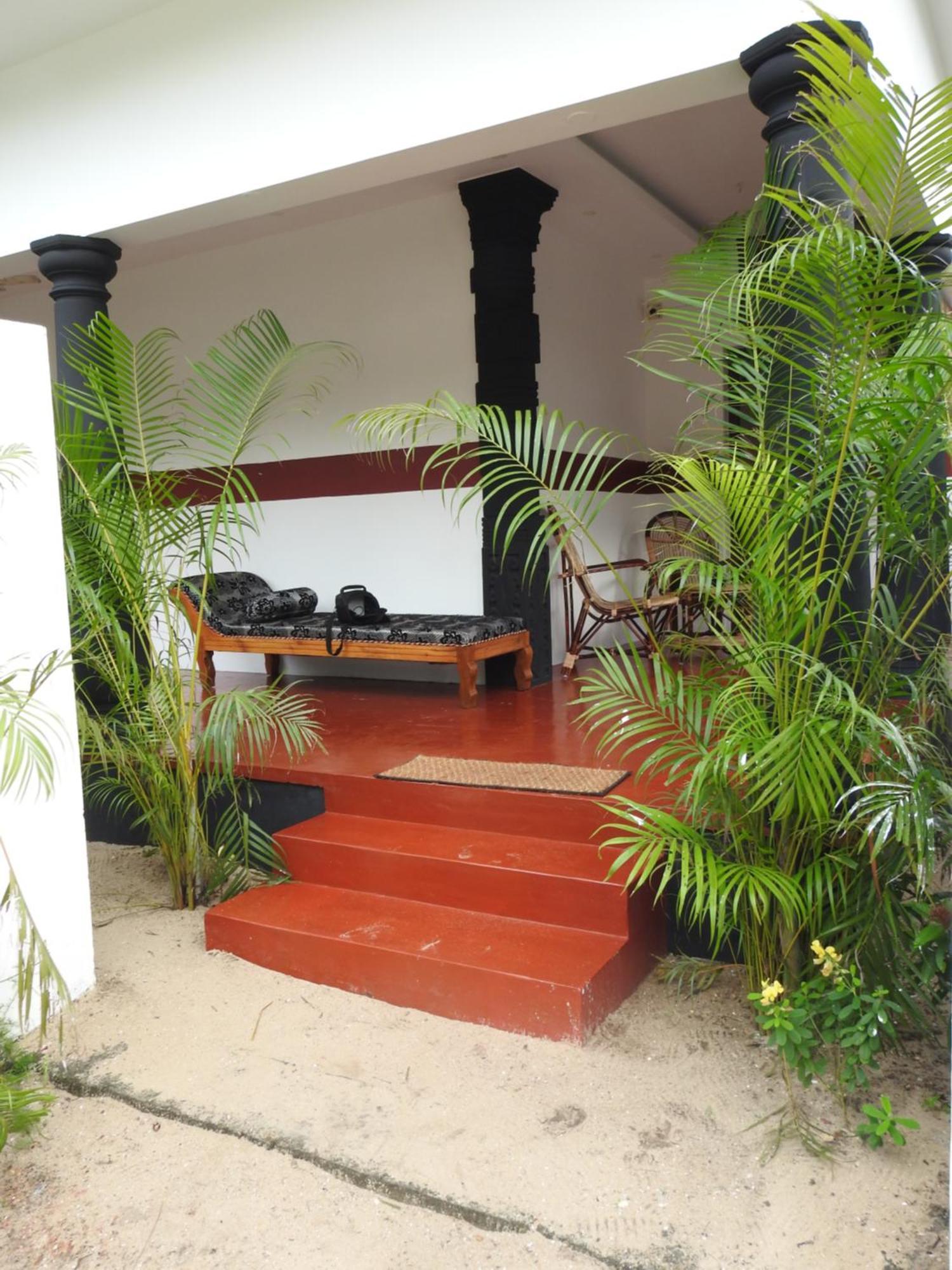 Shoreline Marari Beach Villa At Golden Beach Mararikulam アーラップーザ県 エクステリア 写真