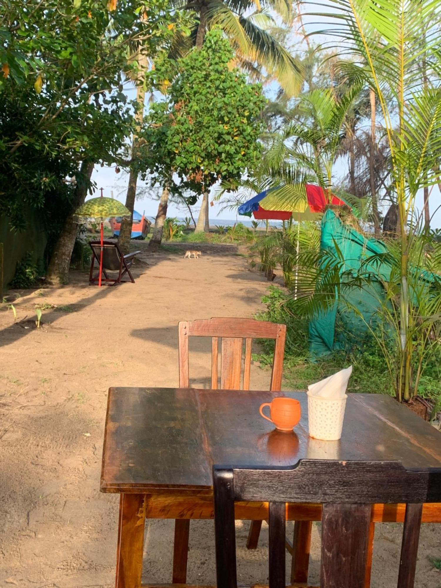 Shoreline Marari Beach Villa At Golden Beach Mararikulam アーラップーザ県 エクステリア 写真
