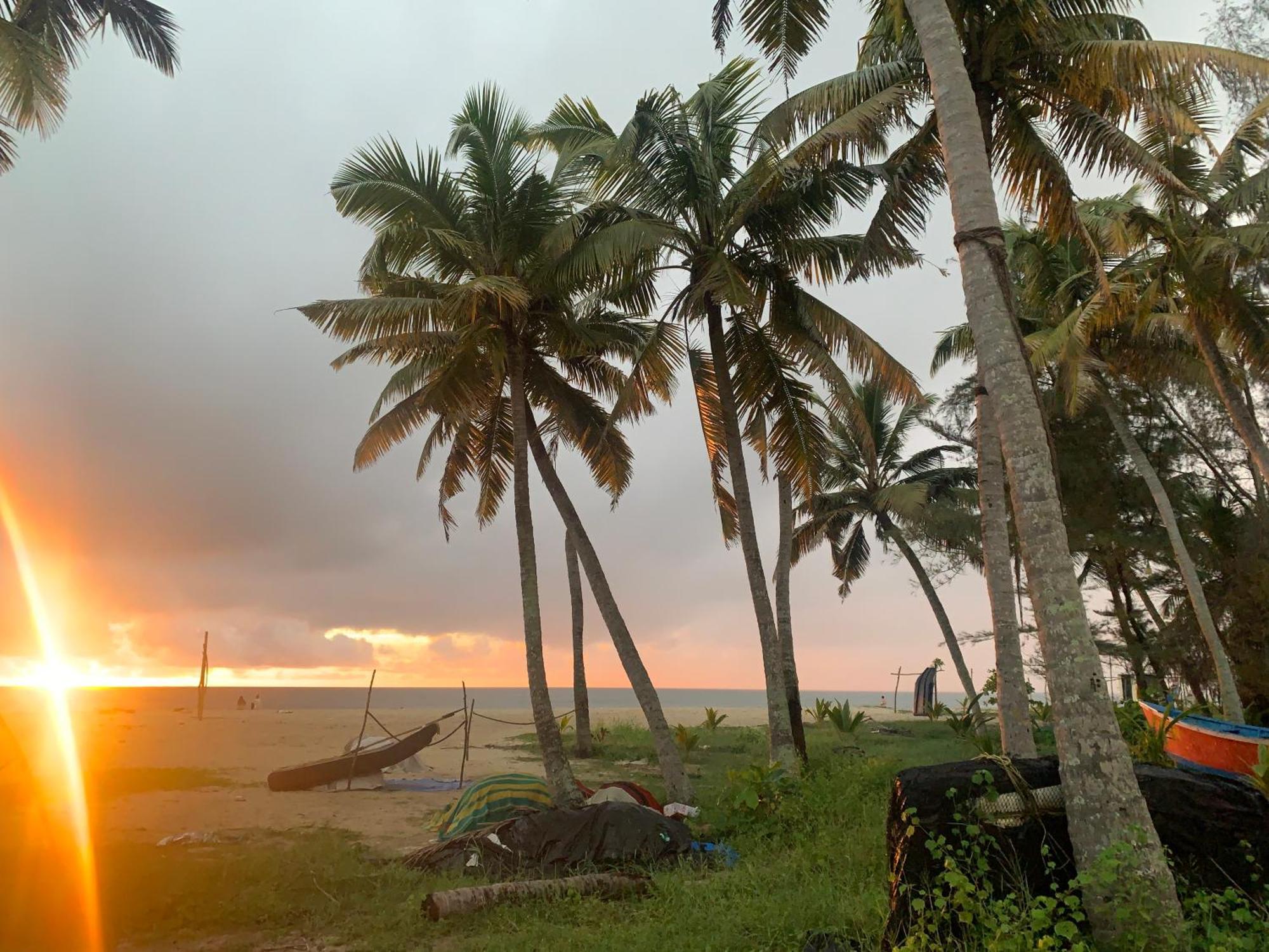 Shoreline Marari Beach Villa At Golden Beach Mararikulam アーラップーザ県 エクステリア 写真