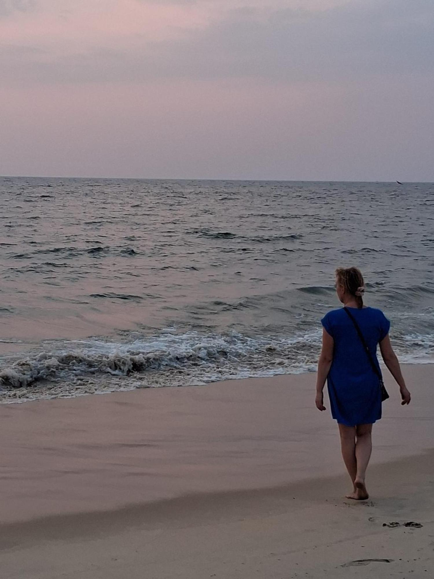Shoreline Marari Beach Villa At Golden Beach Mararikulam アーラップーザ県 エクステリア 写真